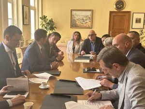 Първият частно подкрепян ядрен енергиен блок на Китай започва работа в Zhejiang