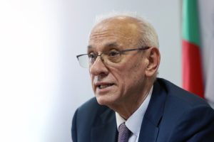 Министър Кирилов: Цените на лекарствата в евро ще бъдат публикувани още през август • МЗ