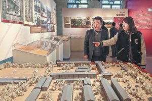 Наследството на революционера оживява в Тиендзин